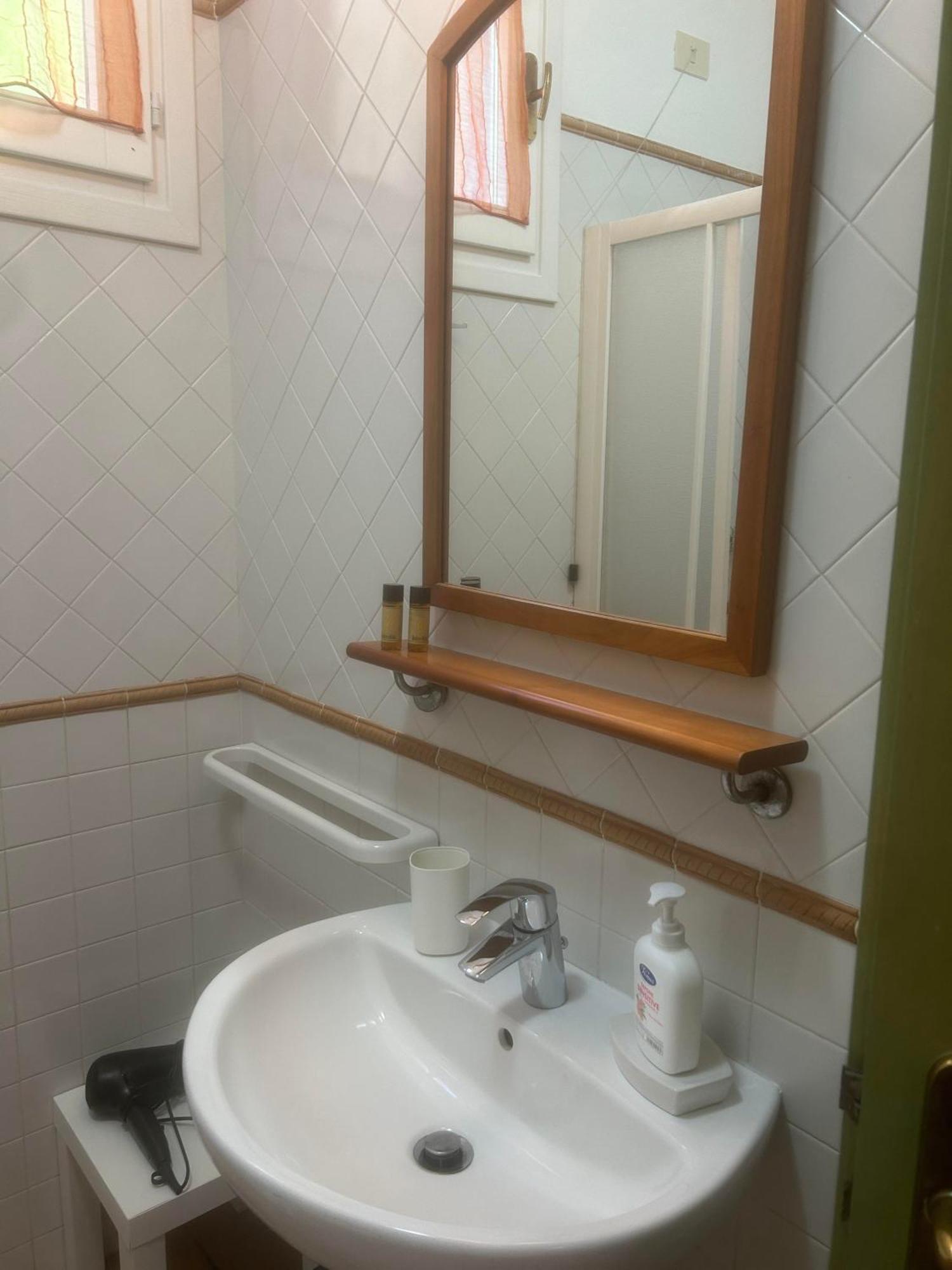 Residence Le Solane Марина ди Кампо Екстериор снимка
