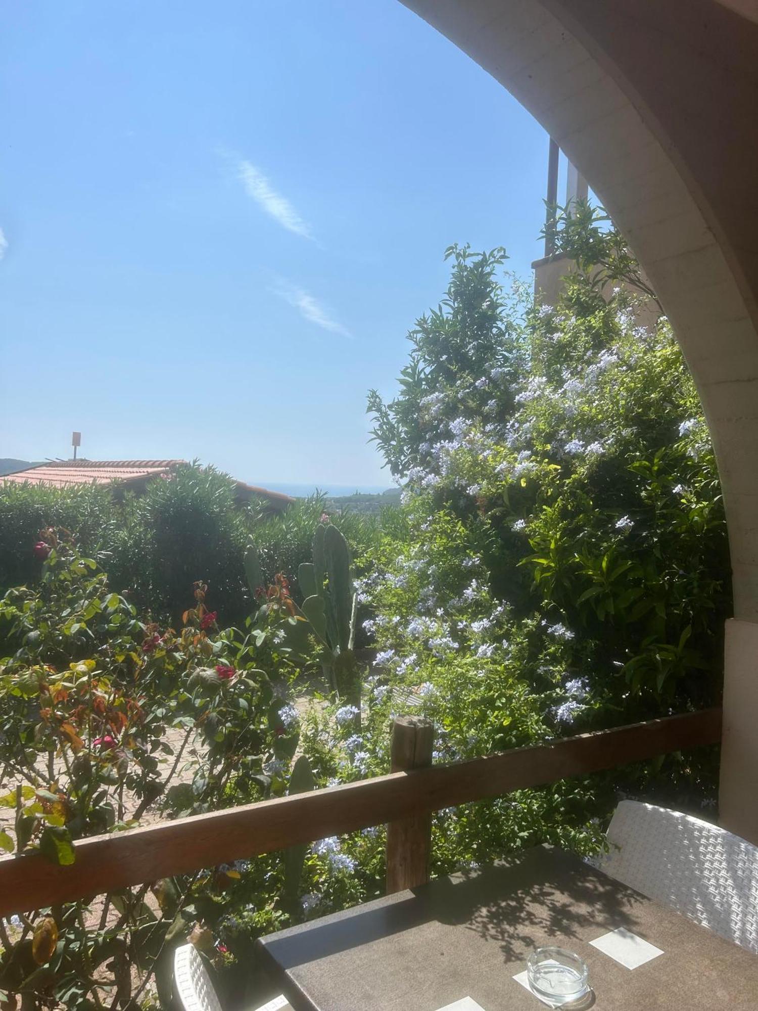 Residence Le Solane Марина ди Кампо Екстериор снимка